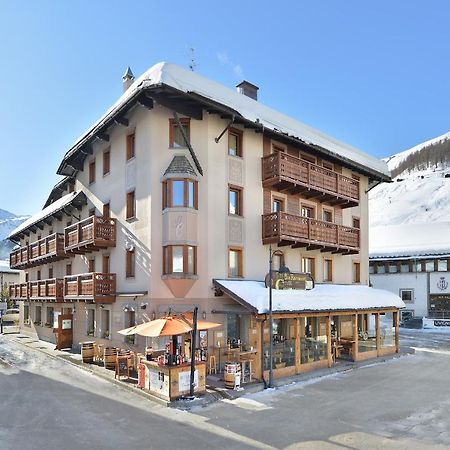 Hotel Compagnoni リヴィーニョ エクステリア 写真