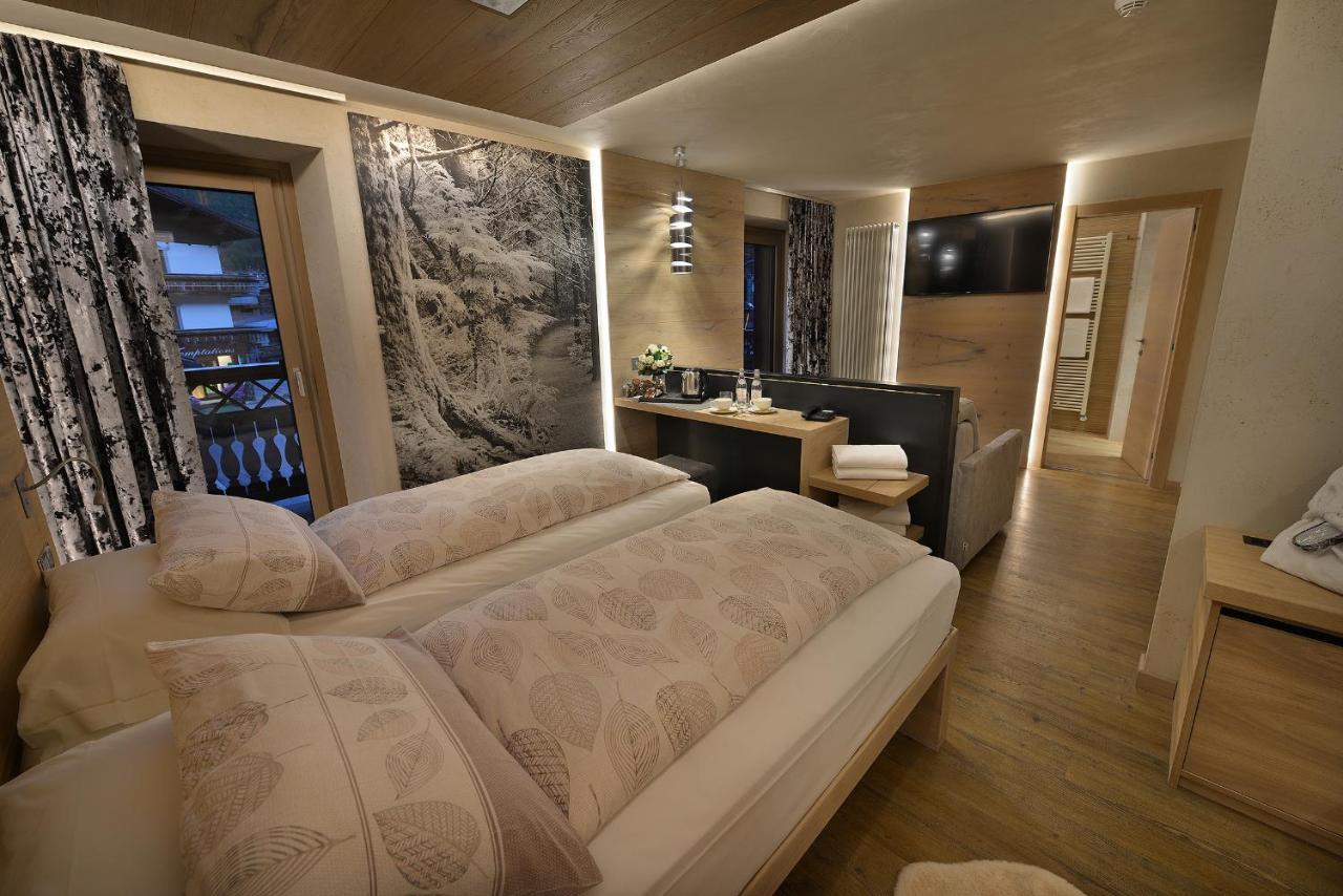 Hotel Compagnoni リヴィーニョ エクステリア 写真